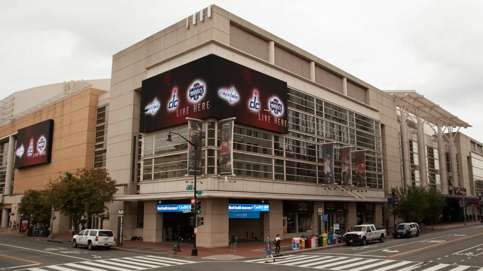 One center. Верайзон-центр. веризон центр. verizon center. здание vertzon.