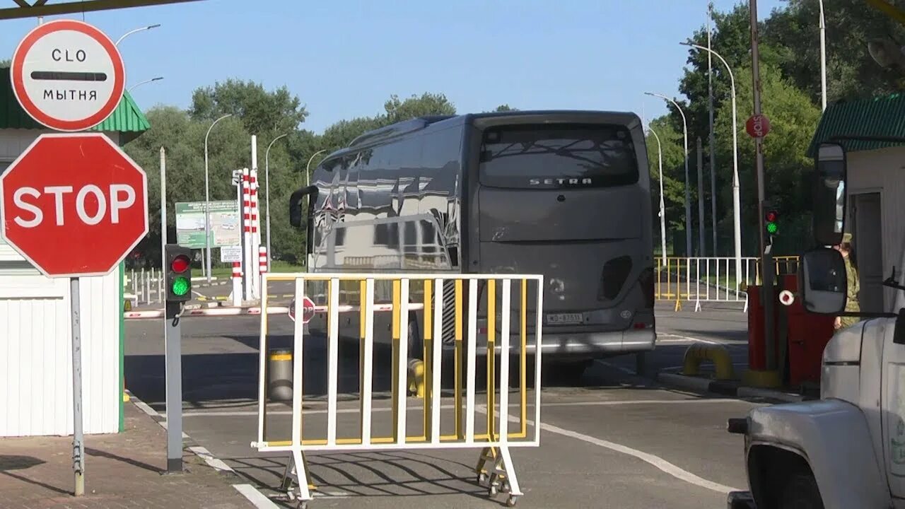 Очередь на границе с польшей тересполь. Польша границы. Граница Польши и Белоруссии. Границы Белоруссии. Пропускные пункты Украина Польша.