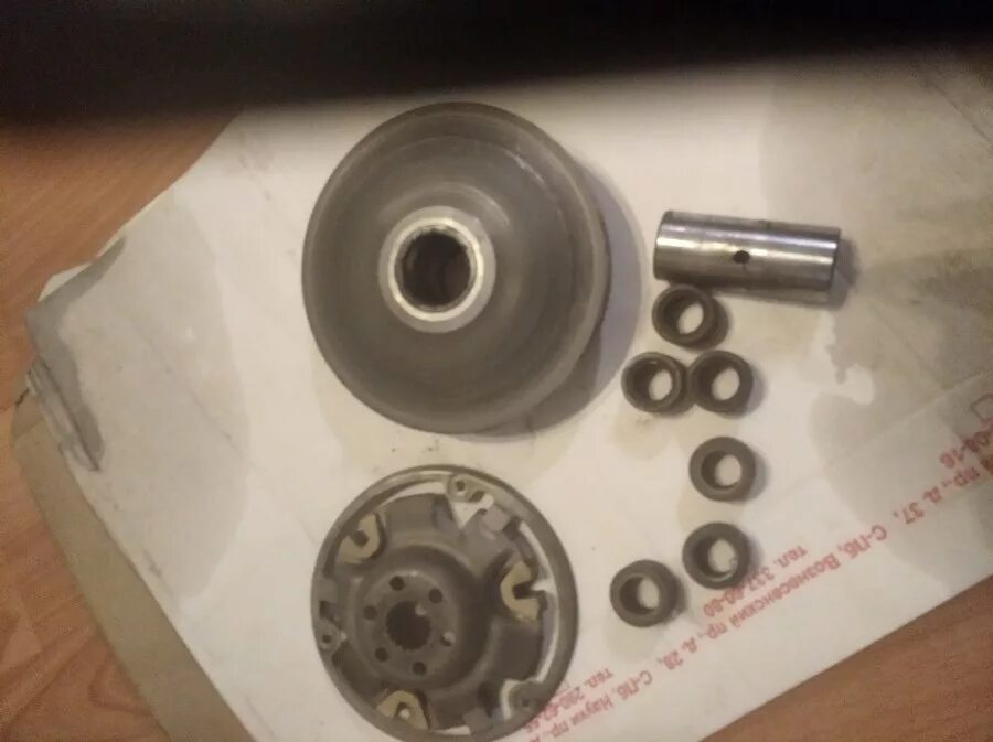 Скайвэй 400 вариатор. Вариатор skywave 250. вариатор suzuki skywave 400. фильтр вариатора suzuki skywave 250. вариатор malossi suzuki skywave 400.