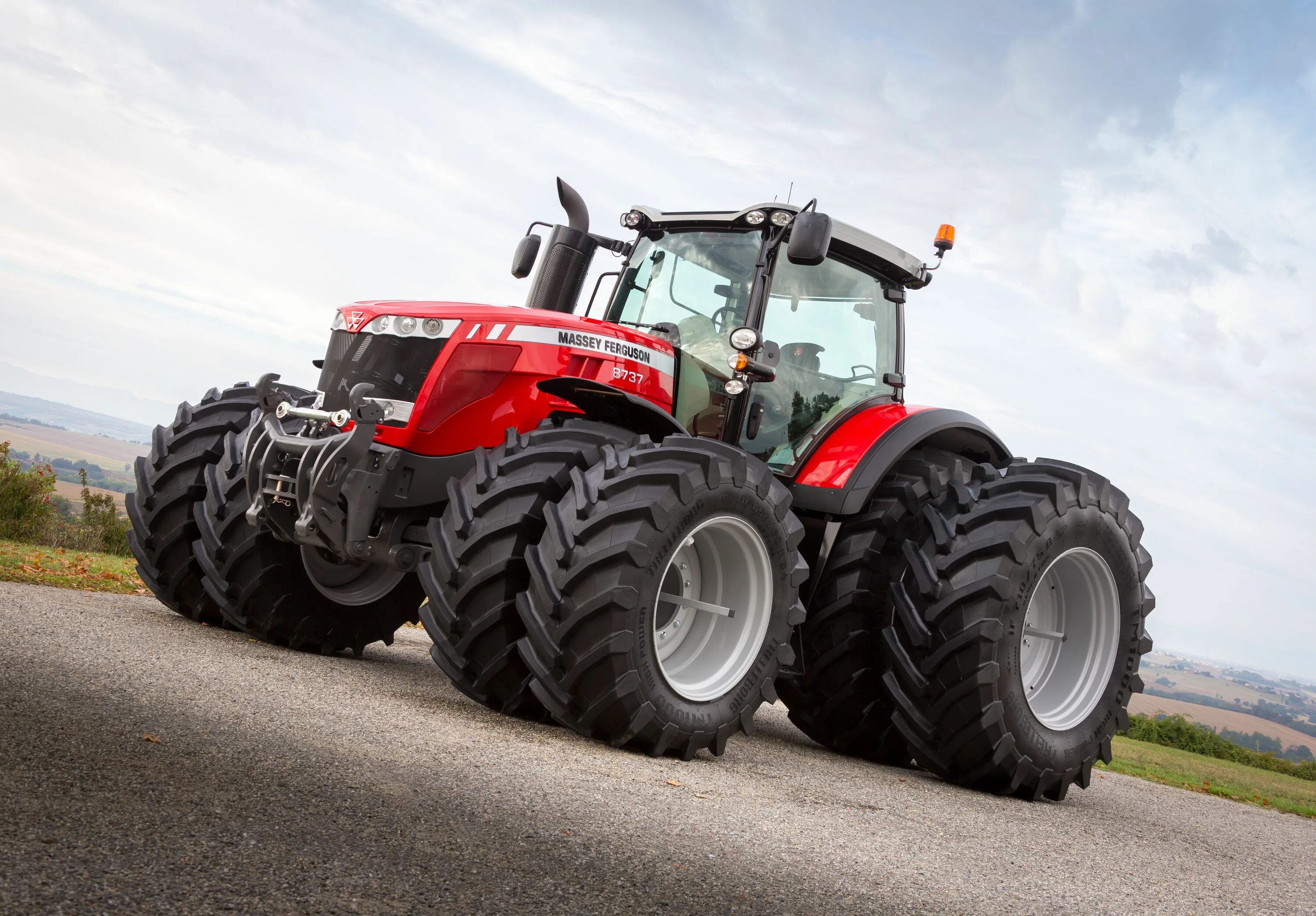 Трактор Massey Ferguson 8737. Massey Ferguson MF 8737 трактор колесный. Массей Фергюсон 8737. Трактор Массей Фергюсон 8737 фото. Масей фергюсон