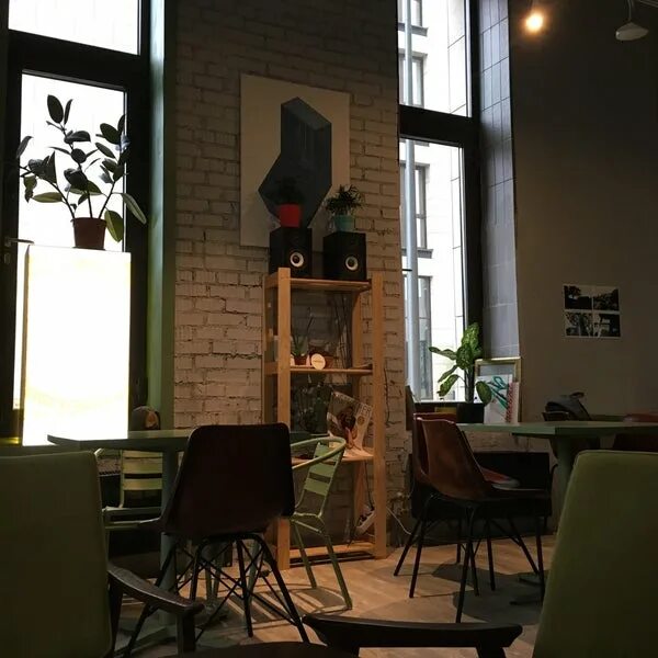 Кафе патрик обнинск. Кафе неон. Кафе патрик обнинск. Patriki ресторан. Кафе патрик и мари сочи.