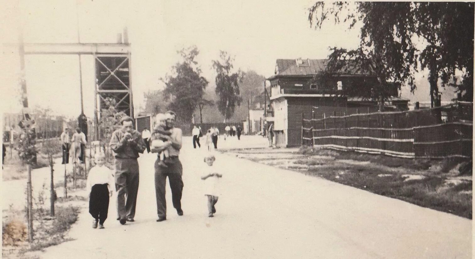 станция панки люберцы. ухтомка люберцы. ухтомская улица москва. станция дзержинская московская область. панки ухтомская.