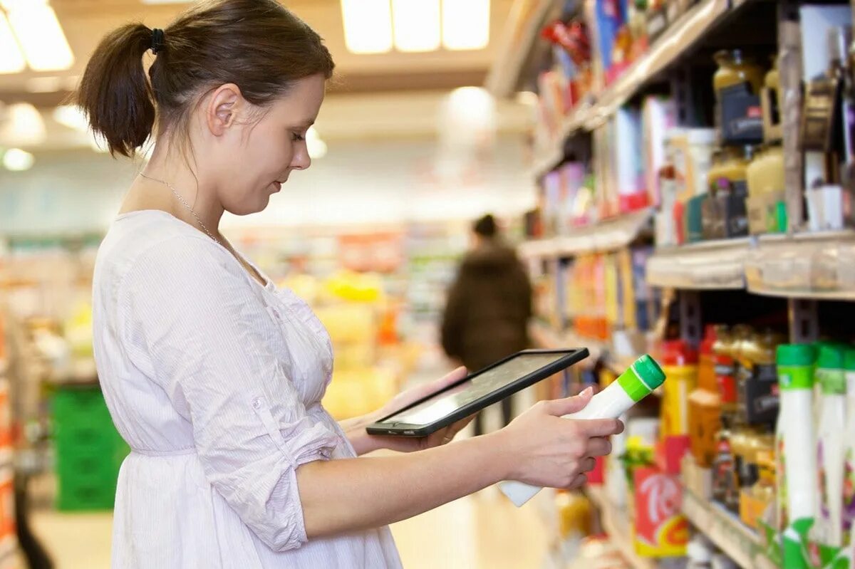 корзина продуктов. товарный ассортимент. ремонт потребительских товаров. продуктовая корзина. профессия товаровед.