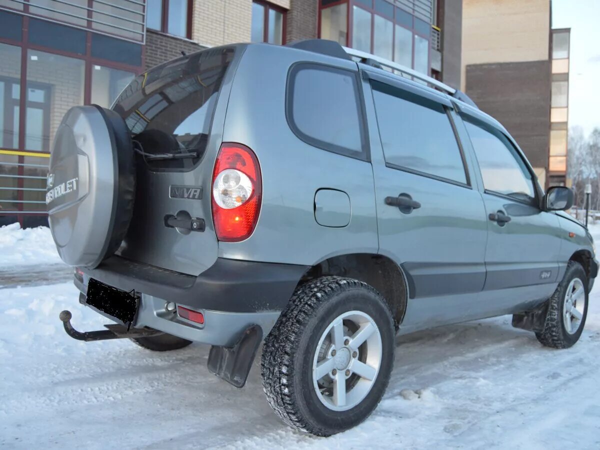 Нива б у в новосибирске. Нива Шевроле 2006. Шевроле Нива 2006 серый. Chevrolet Chevrolet Niva 2006. Нива Шевроле 2006г.