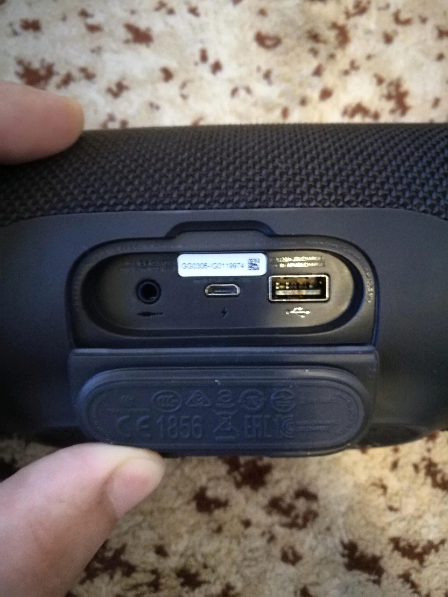 Charge 3 black. Charge 3 black