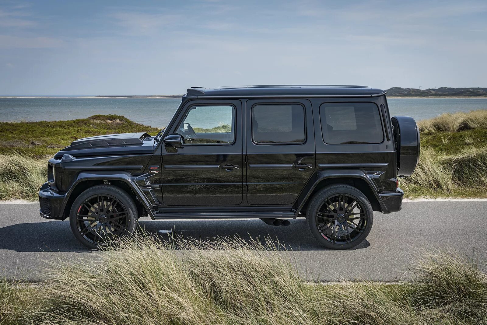 G class brabus. Мерседес g63 Брабус. Mercedes Benz g63 AMG. Mercedes Benz g63 Brabus 800. The Mercedes g class g63 AMG.