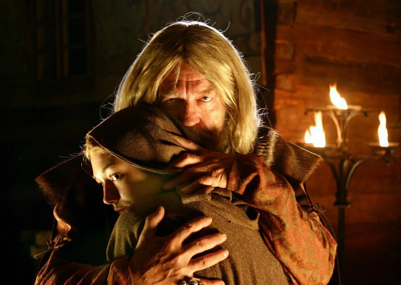 Волкодав из серых псов. Волкодав из серых псов. Волкодав из рода серых псов. Волкодав и кнесинка елень. Волкодав из серых псов.