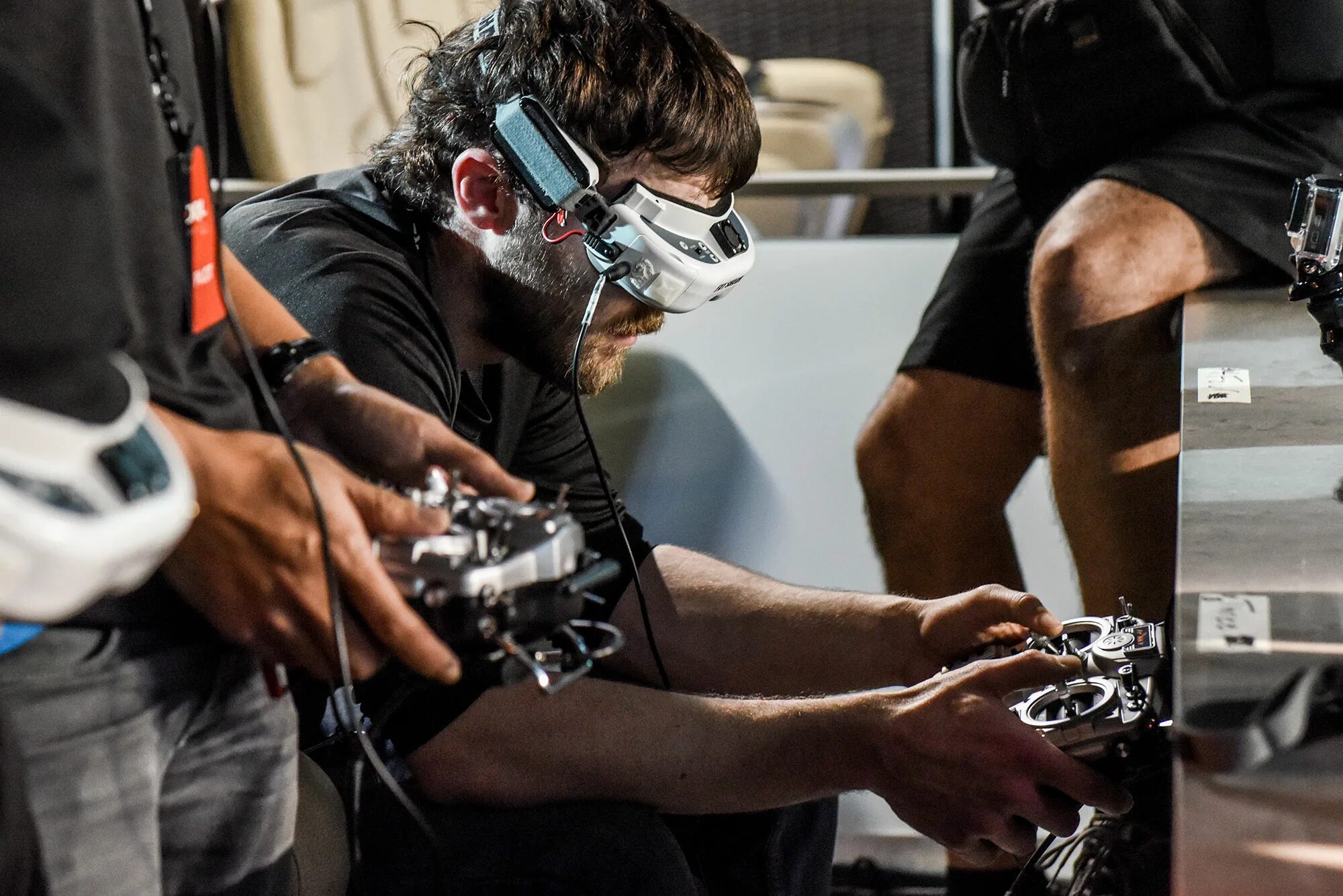 Race drones. Race drones. Гоночные fpv дроны. Race drones. Соревнования дронов.