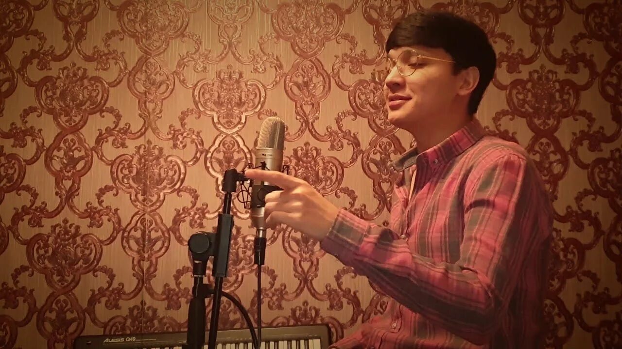 Акмаль холходжаев друг. Акмаль холходжаев. акмаль холходжаев 2019. akmal xolxo&#039;jayev ты молодой. акмаль холходжаев инстаграм.