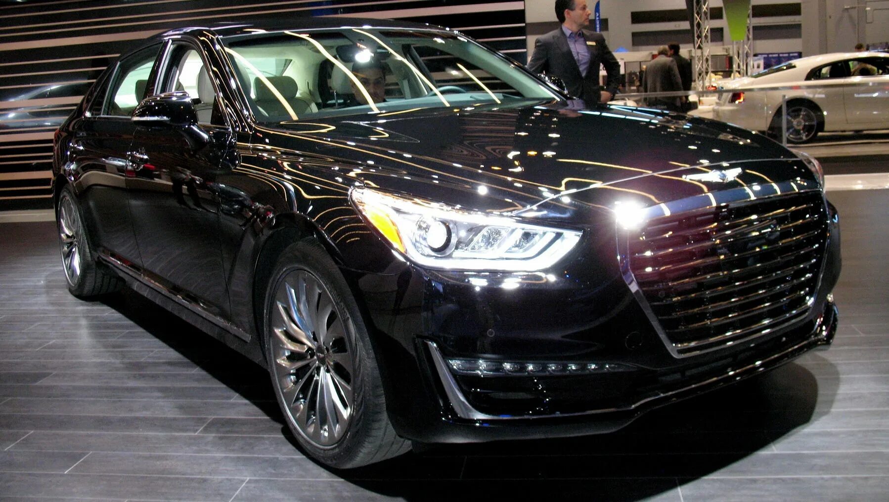 Генезис большой. Genesis марка автомобиля g90. Genesis g90 2017. Genesis g90 Limousine. Hyundai Genesis 2017.