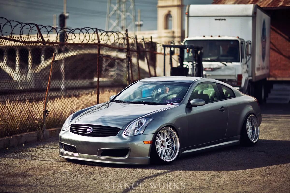 Стенс это. G35 стенс. infiniti g35 stance. nissan skyline v35 coupe. infiniti g35 coupe ssr professor.