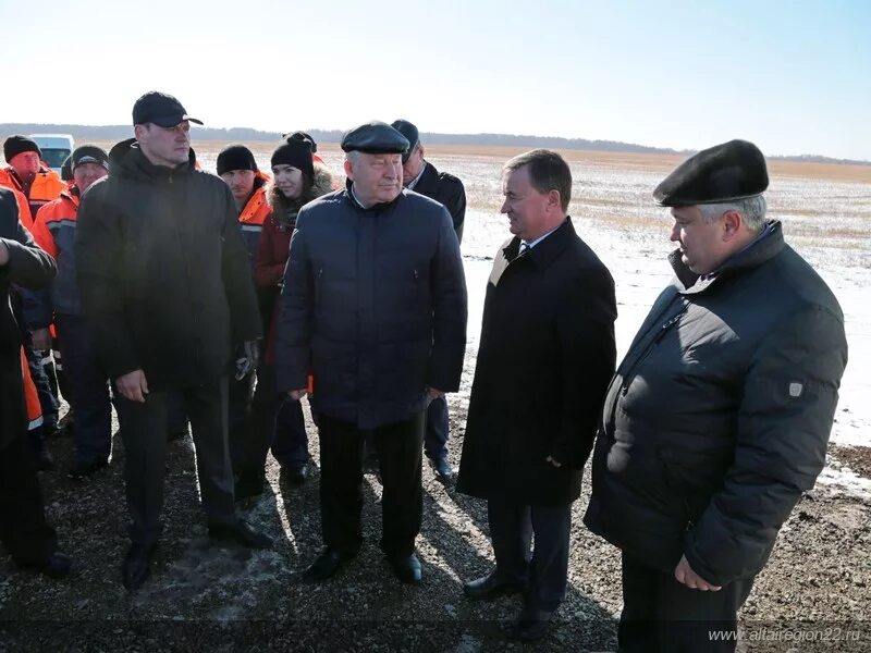 Погода целинный район село целинное. Село верх Марушка Алтайский край Целинный район. Глава Целинного села Алтайского края. Село Целинное Алтайский край население. Село Шадрино Целинный район Алтайский край.