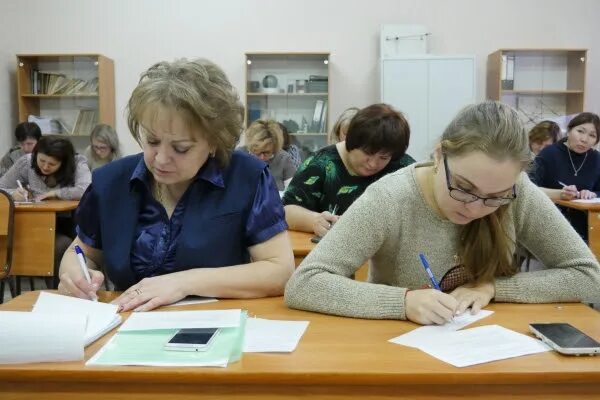 Сайт профессионального колледжа. Колледж профессиональных технологий Омск. Дианова 33 Омск колледж профессиональных технологий. Колледж профессиональных технологий Омск официальный сайт. ОМКПТ фото.