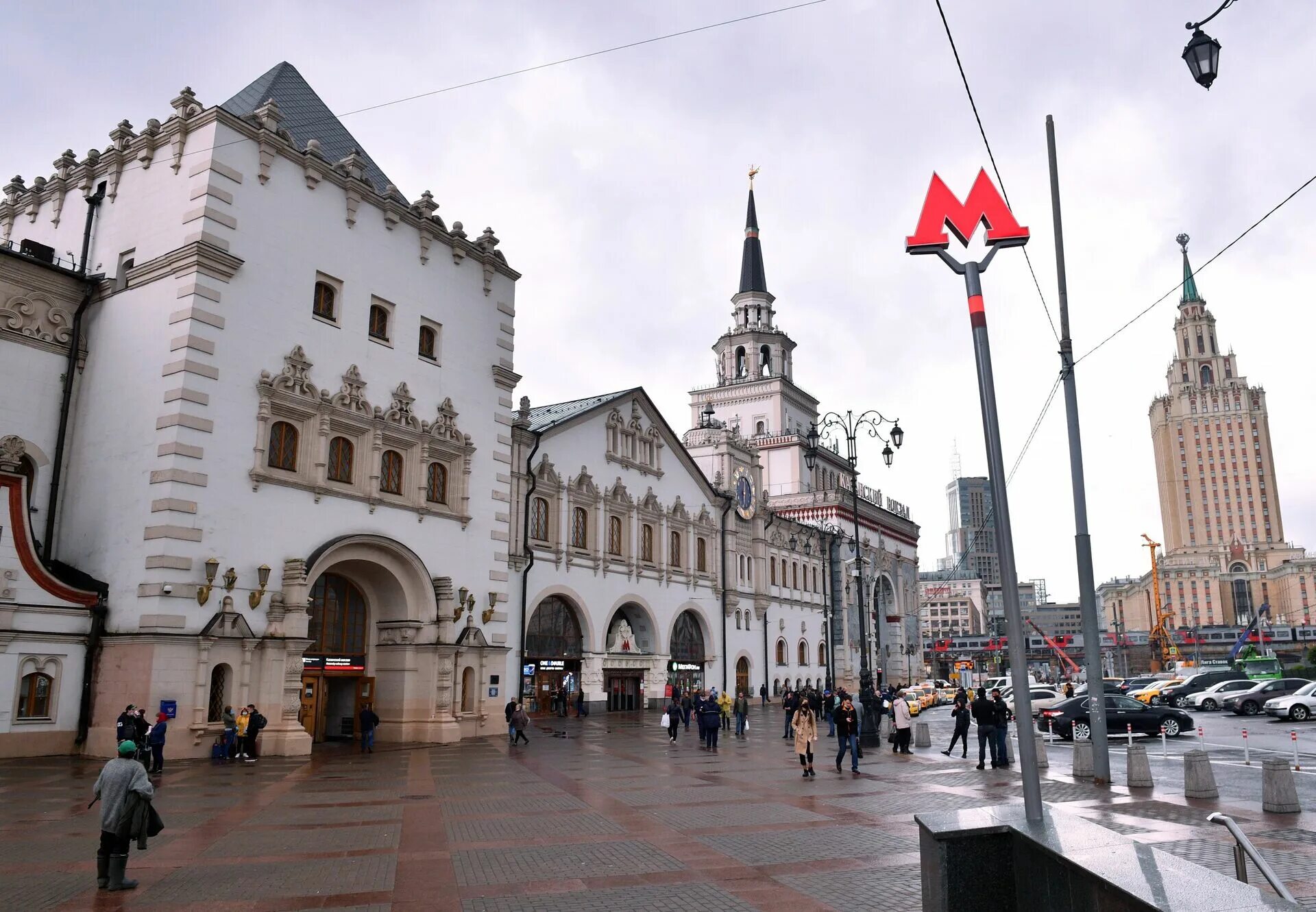 М казанская москва. Здание Казанского вокзала в Москве. Казанский вокзал Щусев стиль. Здание Казанского вокзала в Москве Щусев. Казанский вокзал в Москве Архитектор а Щусев 1913- 1926 гг.