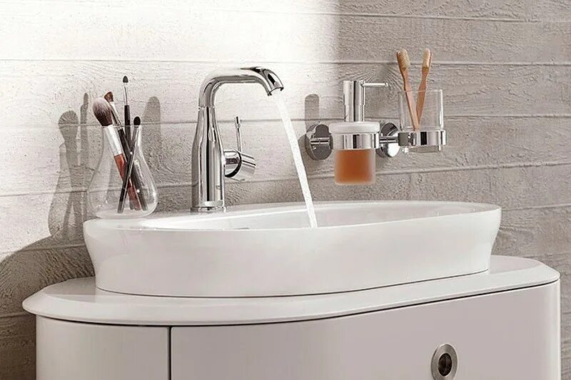 Раковины для ванной grohe. Смеситель для раковины Grohe Essence 32628001. Смеситель Grohe 23463001. 23462001 Grohe. Смеситель для раковины Grohe Essence New.