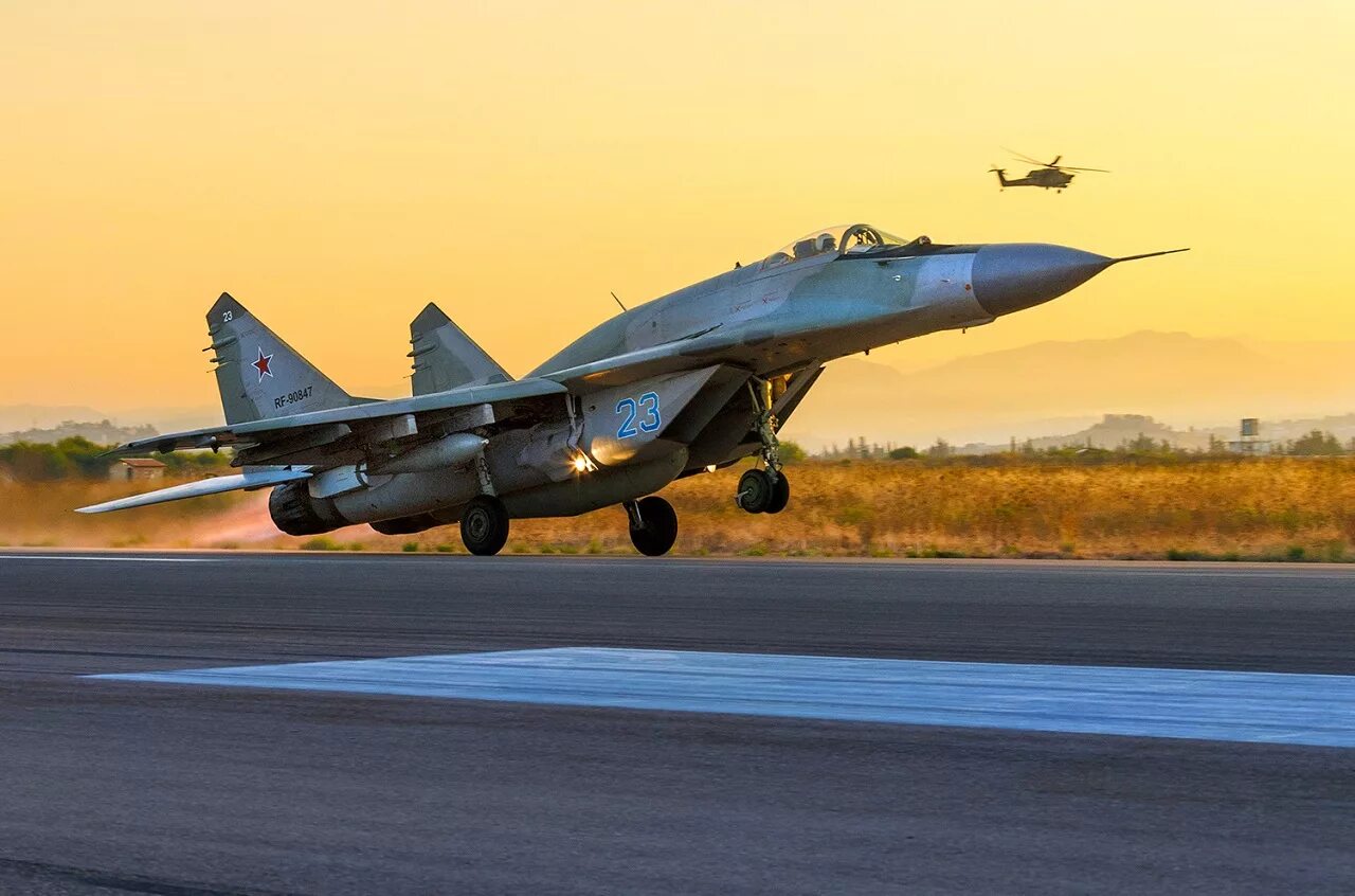 Что такое миг. Миг-29смт. миг 29 ввс рф. миг-29смт вкс россии. миг 29 вкс рф.