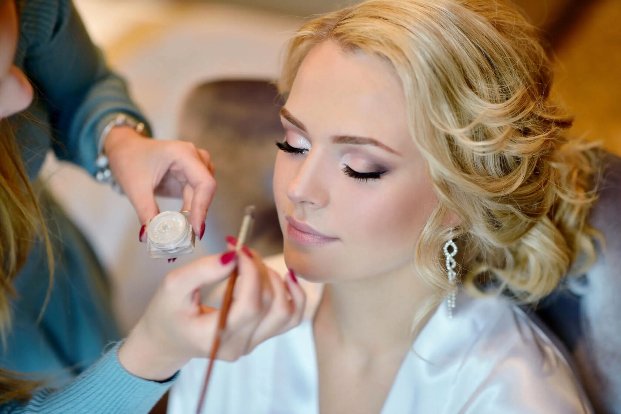 Make up hairs