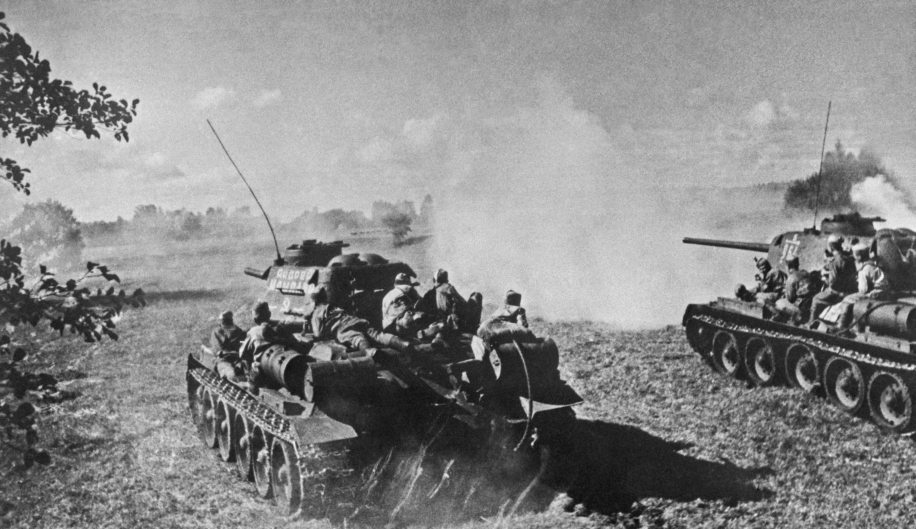 Танковые сражения отечественной войны. 2-Й Гвардейский танковый корпус. Т-34 85 Курская битва. Т-34 Курская битва. Танковый бой 1941-1945.