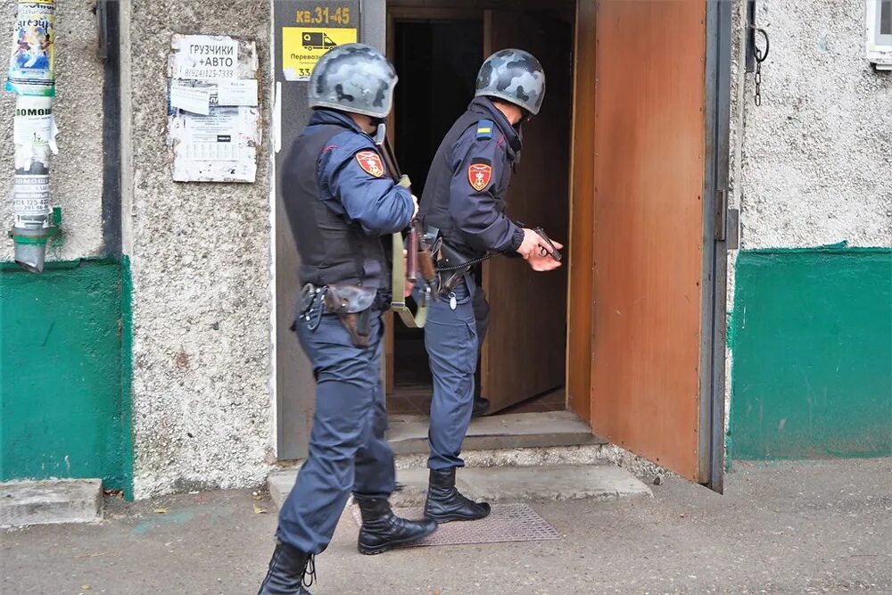 патруль ппс росгвардия. сколько стоит поставить квартиру на охрану в полиции. вв мвд вневедомственная охрана.