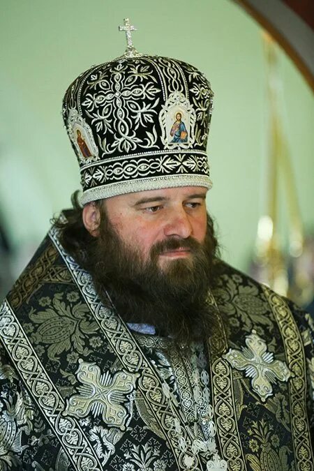 Епископ голубка. Епископ голубка. Владыко парамон епископ. Владыка парамон сергиев посад. Владыка парамон сергиев посад.