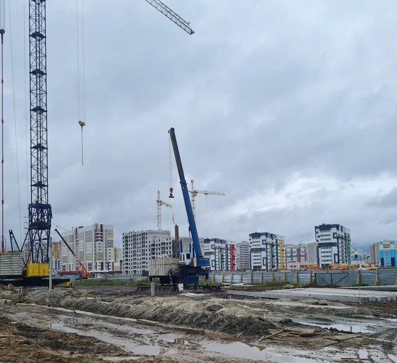 Застройщик атмосфера атмосфера в парке. Атмосфера в парке брянск. Атмосфера строительство. Атмосфера строительство. Жк атмосфера казань.
