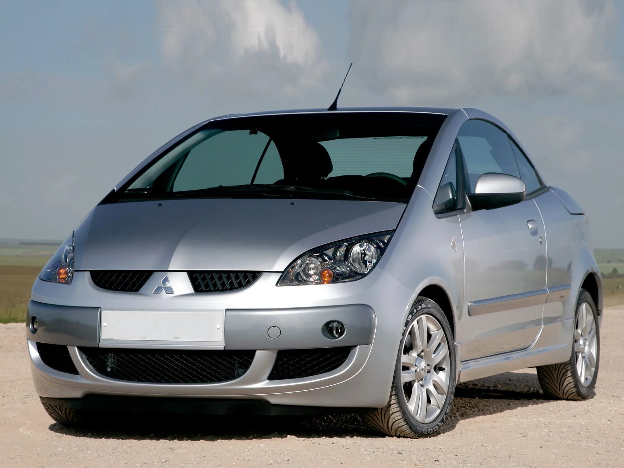 Mitsubishi colt 1. Mitsubishi Colt z30. Митсубиси Кольт 2006. Мицубиси Кольт 2006. Митсубиси Кольт 6.