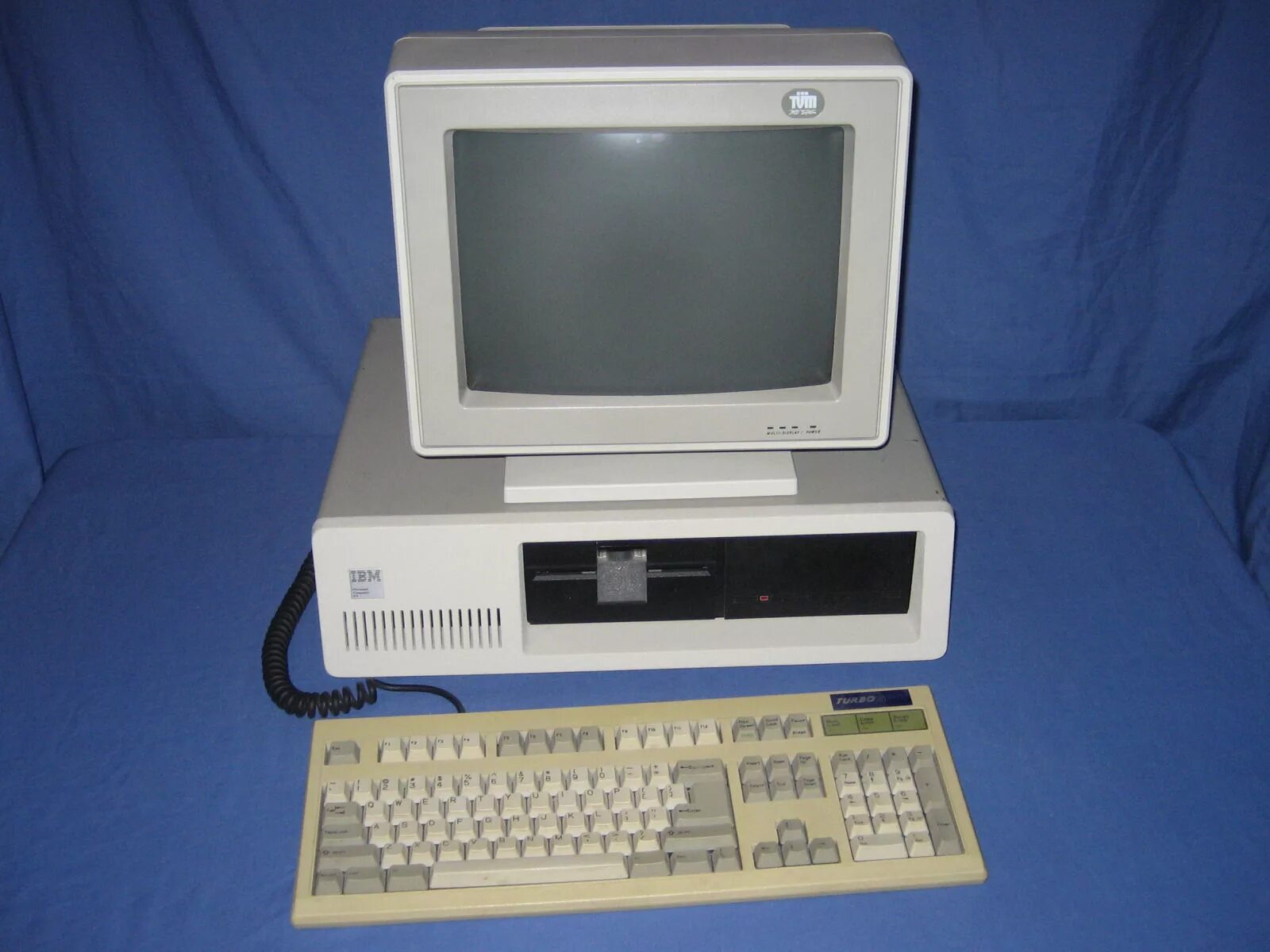 Монитор raskat. IBM PC XT 5160. IBM PC XT 286. IBM XT 1983. IBM PC XT 386.