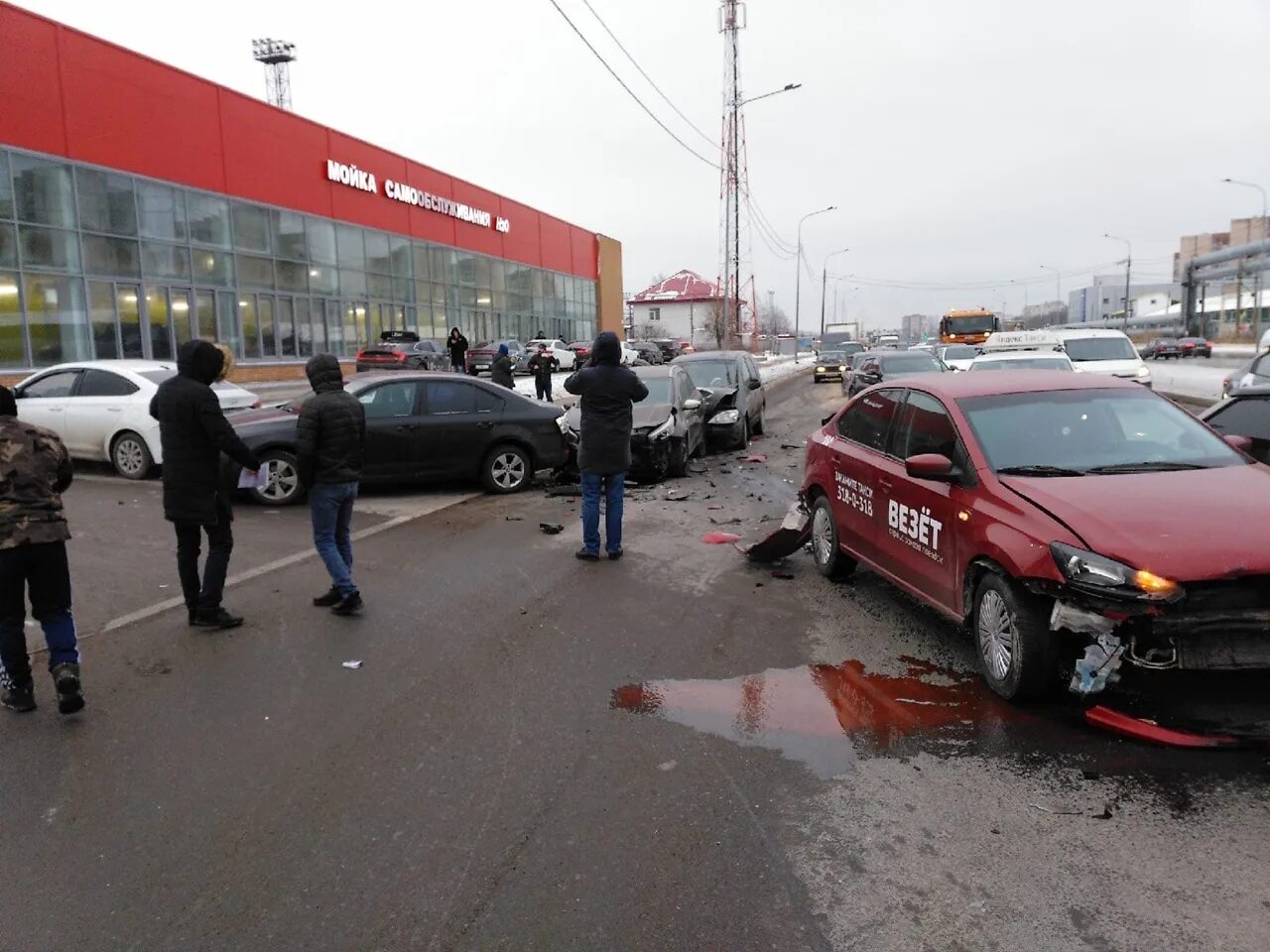 Виновник дтп без страховки. ДТП на Суздальском проспекте. Авария на Суздальском проспекте СПБ. ДТП Суздальский проспект СПБ. Авария на Суздальском проспекте вчера.