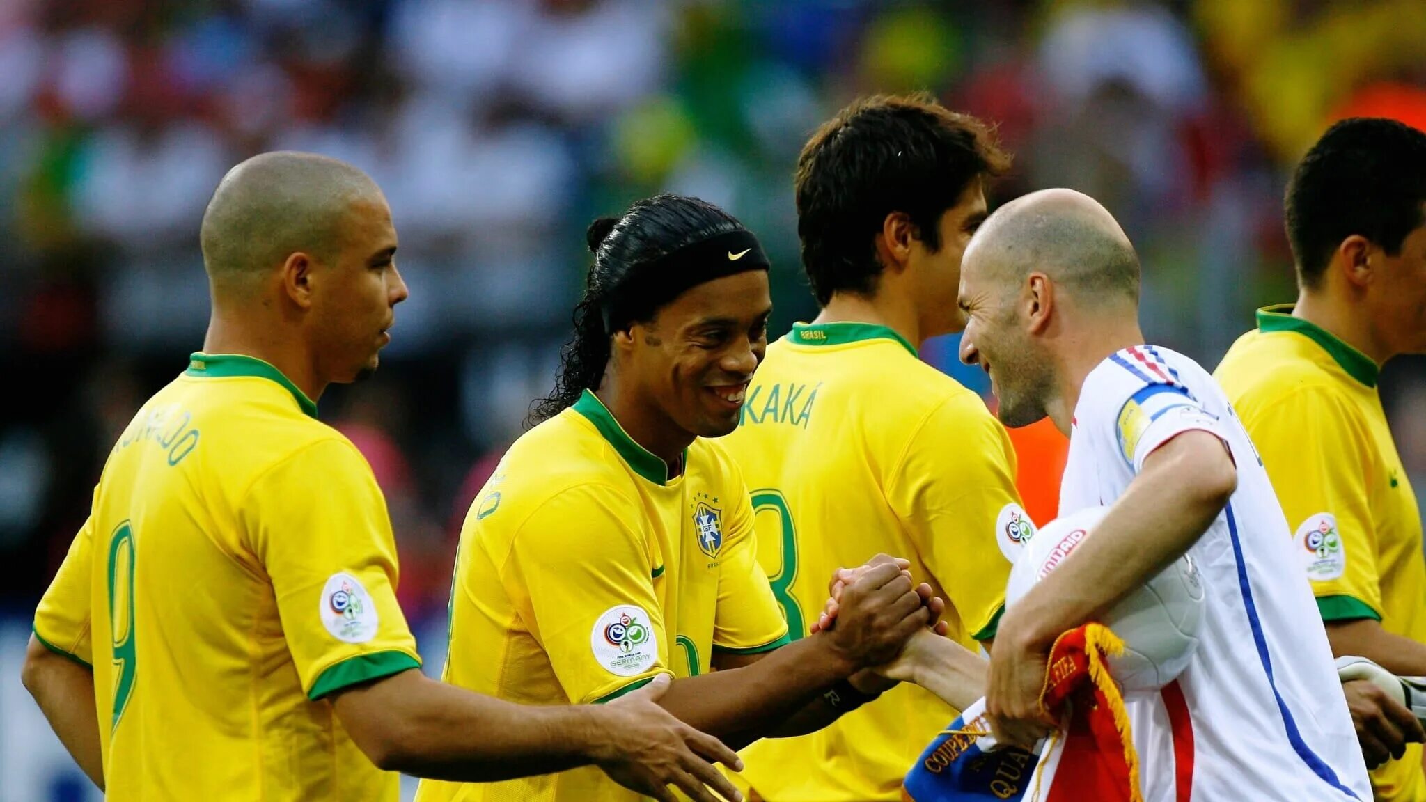 Город бразилия франция. Роналдо ЧМ 2006 Бразилия. Роналдиньо Бразилия. Роналдо и Роналдиньо Бразилия. Зидан и Роналдиньо.