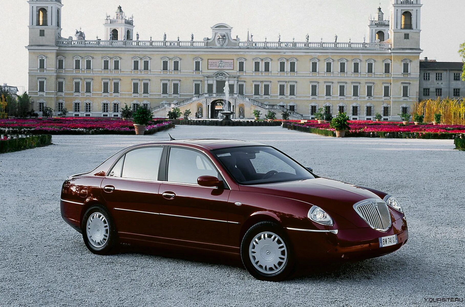 Лянча автомобиль 2024. Автомобиль Lancia thesis. Lancia thesis 2009. Lancia thesis v6. Lancia thesis 3.2 v6.