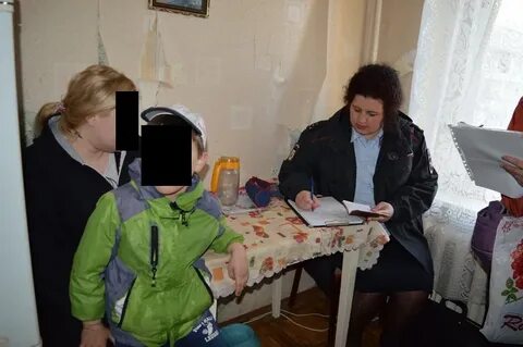 На учет как неблагополучная семья