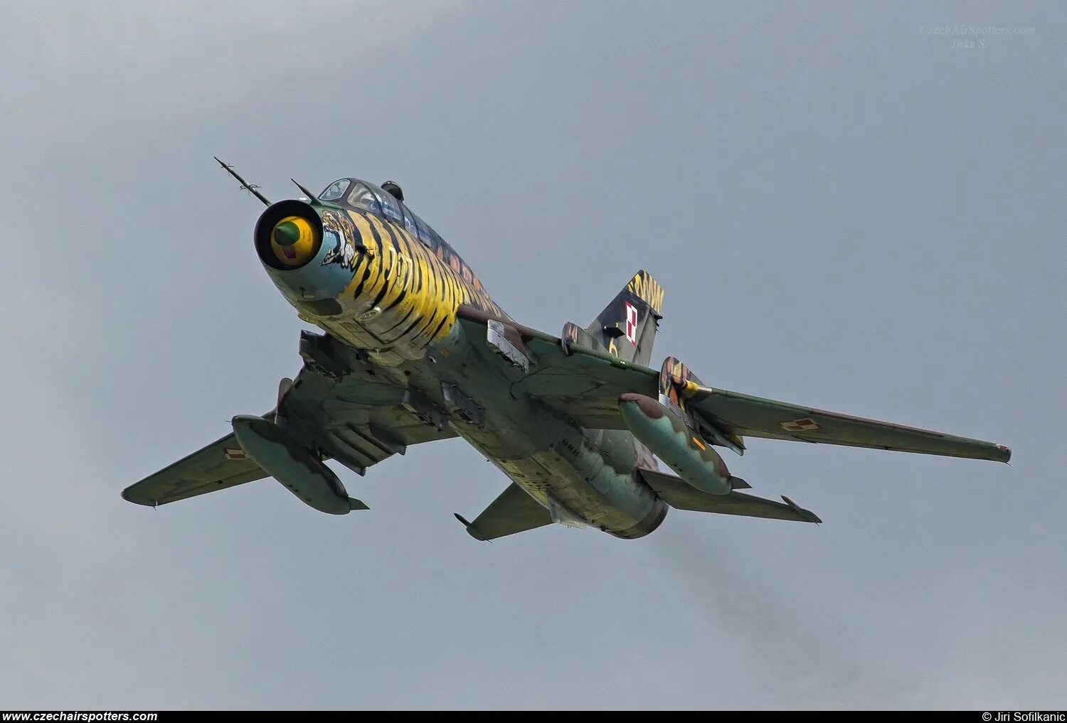 Самолет Су-17м3. Су-17 истребитель. Су 17 воздухозаборник. Су-22 истребитель-бомбардировщик.