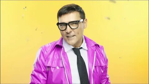 Клип в розовом пиджаке