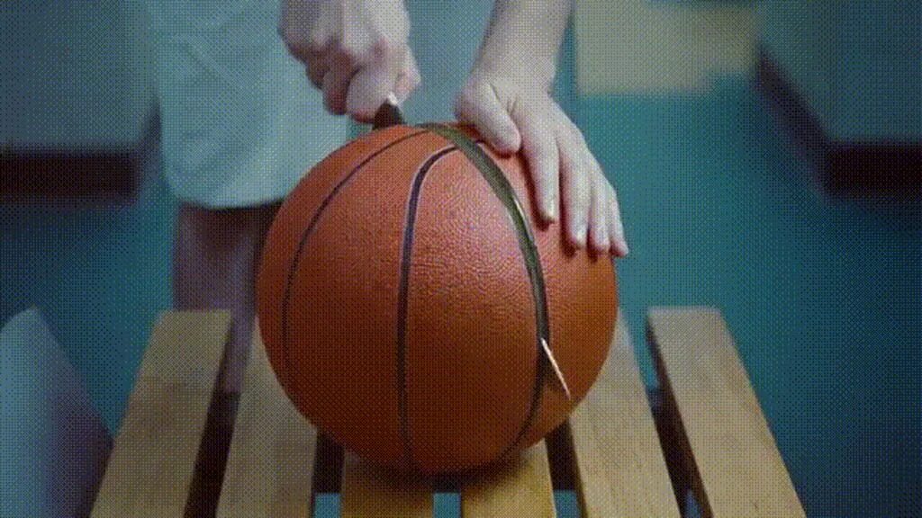 Balls slapping