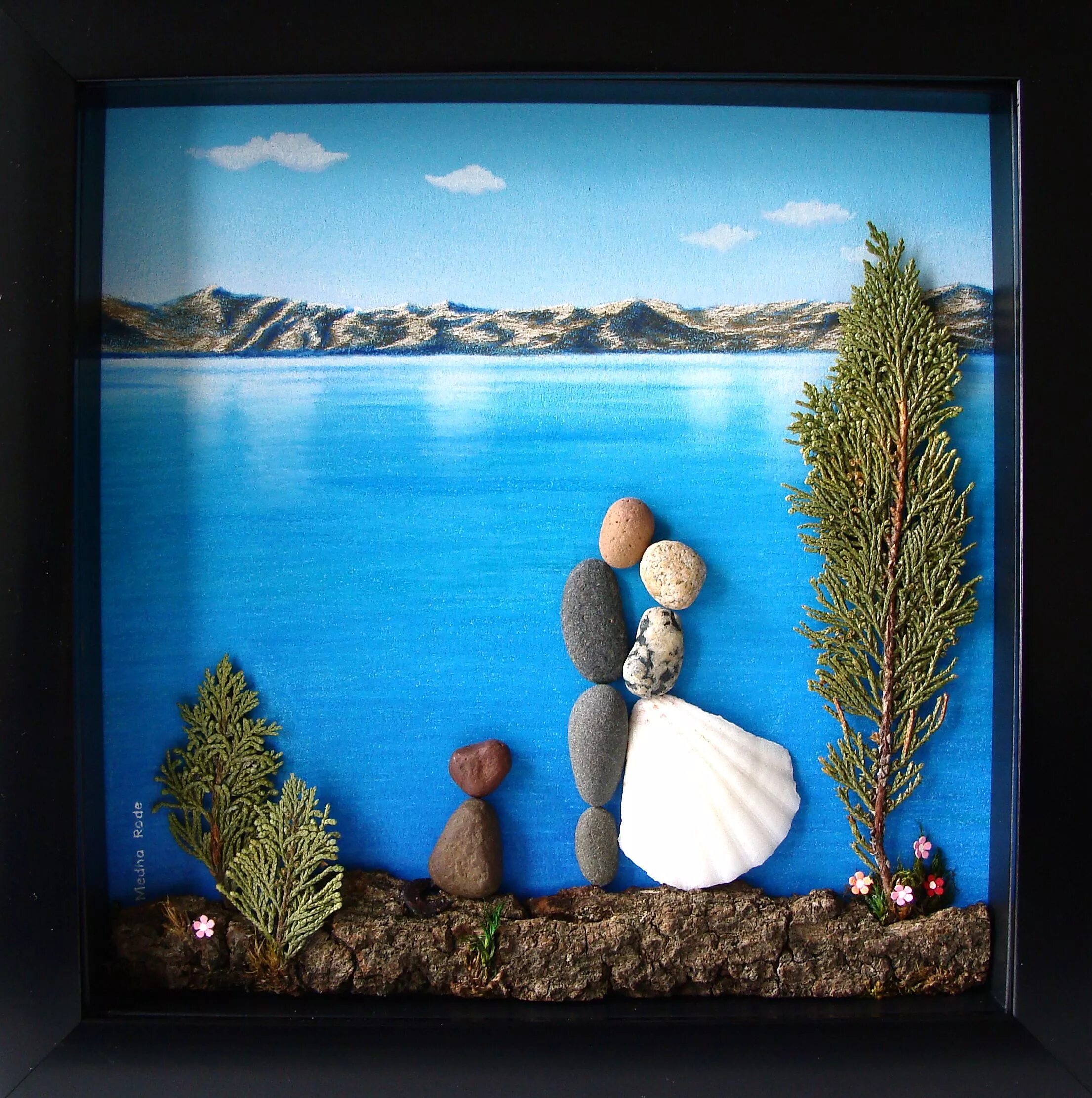 как сделать море из ткани декорация. морские поделки. панно с морскими ракушками. панно из ракушек и камней. сделать море своими руками.