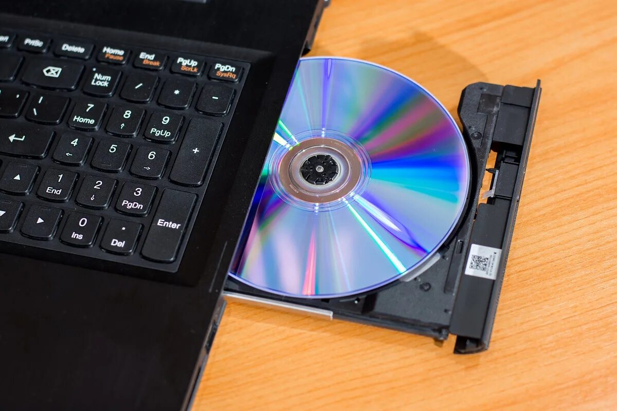DVD привод для ноутбука. Запись на диск. Привод auticue Compact Disc. Накопителей на оптических дисках SD ROM ghtpbynfwbz\].
