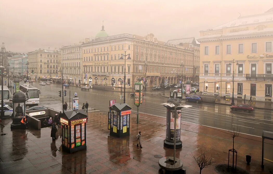 Санкт-Петербург дождь. Дождливый Питер. Дождь в Петербурге. Промозглый Питер.