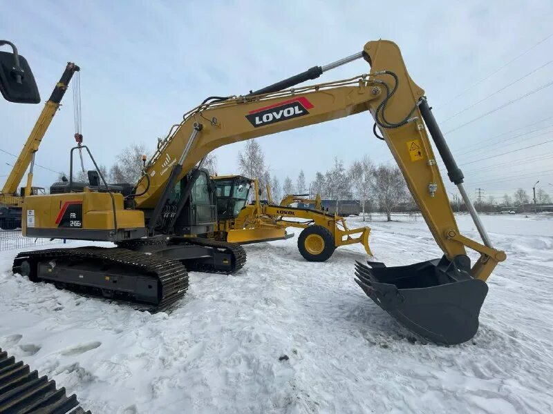 вольво 380 экскаватор габариты. гусеничный экскаватор jcb js 220. характеристика гусеничных экскаваторов. экскаватор вольво 300 габариты. экскаватор дусан 225 технические характеристики.