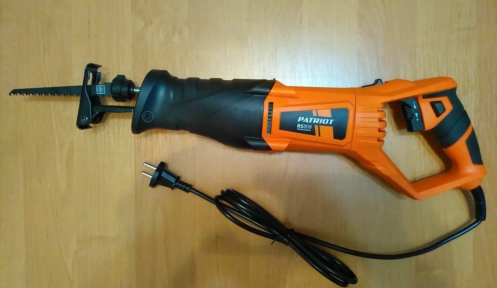 Диодный мост kbu 808. Сабельная пила с маятниковым ходом. Rs 808. Rs 808. Rs 808.