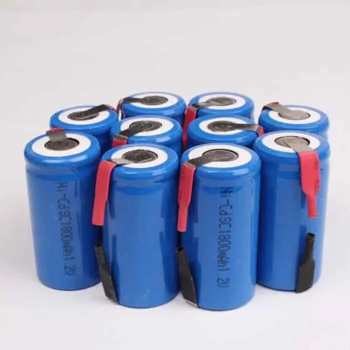 Банка аккумулятора купить. Аккумулятор ni-CD 1800mah. Аккумуляторная батарея 1.2 v 18000mah. Аккумуляторы для шуруповерта 1,2v литиевые. Аккумулятор 1,2в 1700ач.