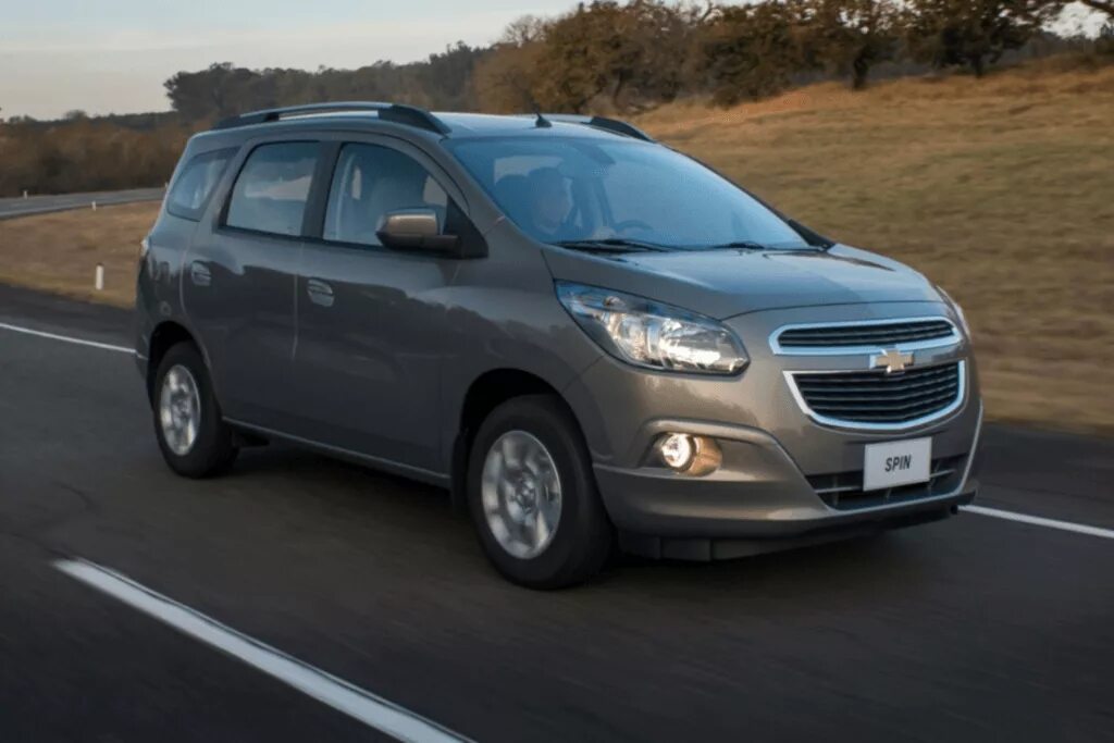 Spin 2023. Chevrolet Spin. Chevrolet Spin ЗАЛД. Аргентинский Шевроле 2020. Шевроле Spin 2018 года.