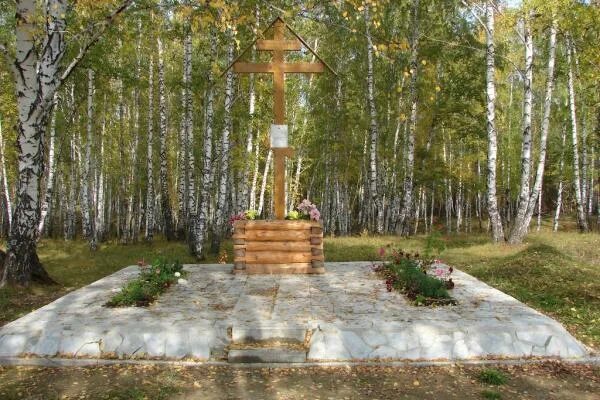 Поселок уральский. Поселок Мартюш Каменск-Уральский. Мартюш Каменский район. Мартюш Каменский район мемориал репрессированным. Посёлок Мартюш мемориал.