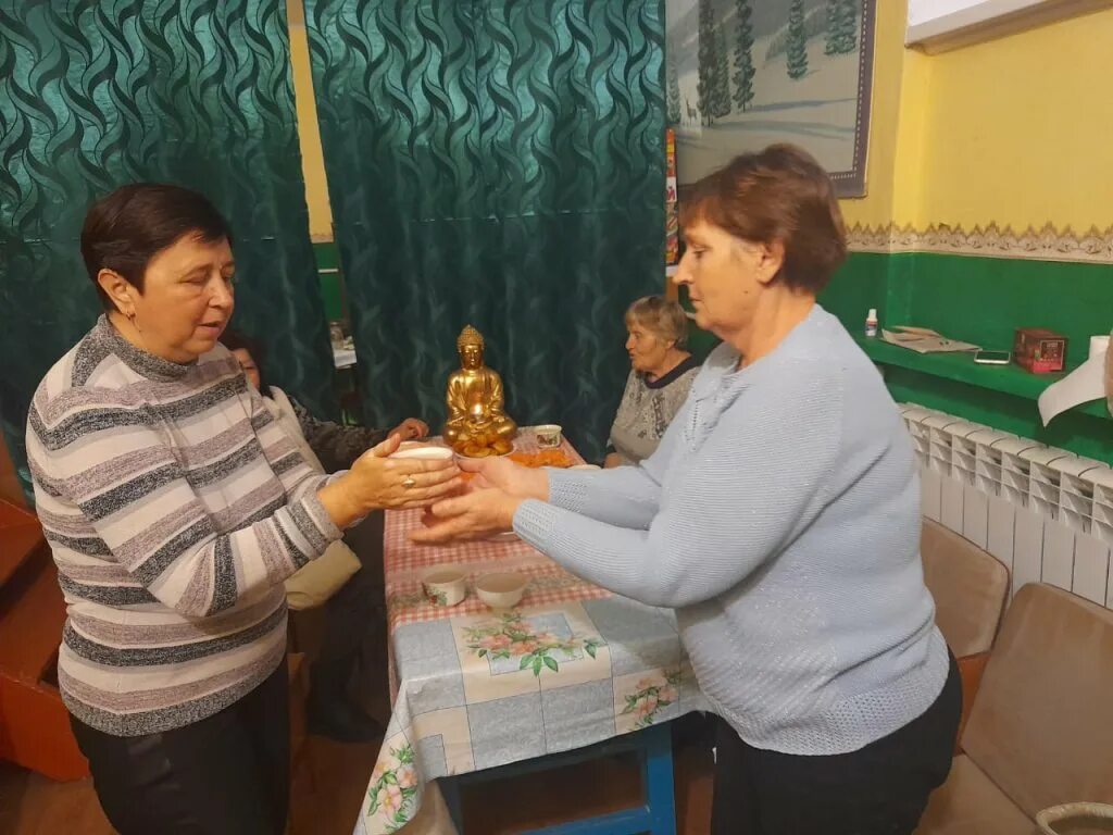 Зул праздник 2025. Зул праздник 2025