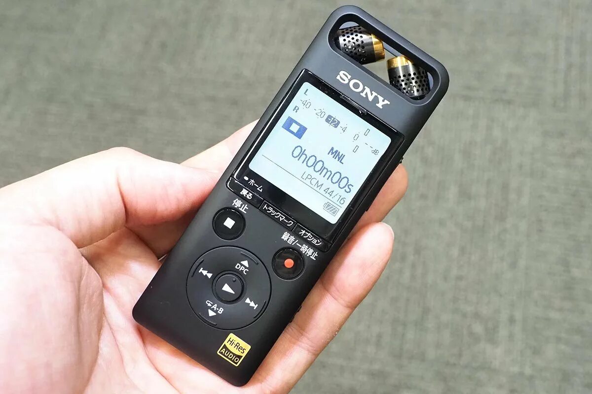 Лучшие диктофоны для записи разговоров. Sony pcm a10. Диктофон Sony pcm-a10. Pcm 10. Диктофон Sony 535 hrs heures.