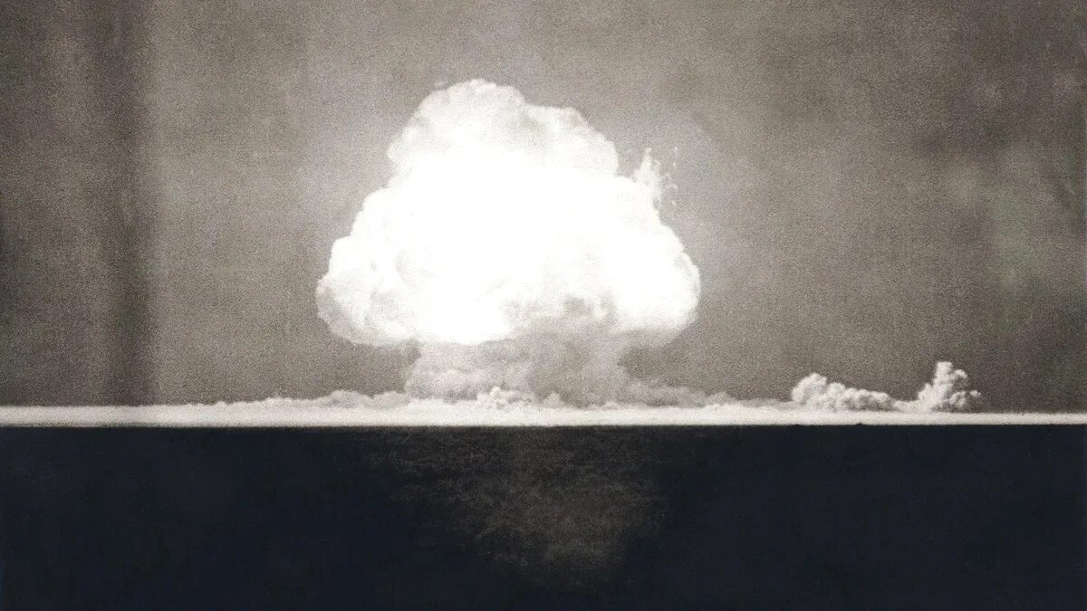 Атомный проект сша. Тринити полигон аламогордо. тринити испытание ядерного оружия. манхэттенский проект атомная бомба. 16 июля 1945 нью мексико.