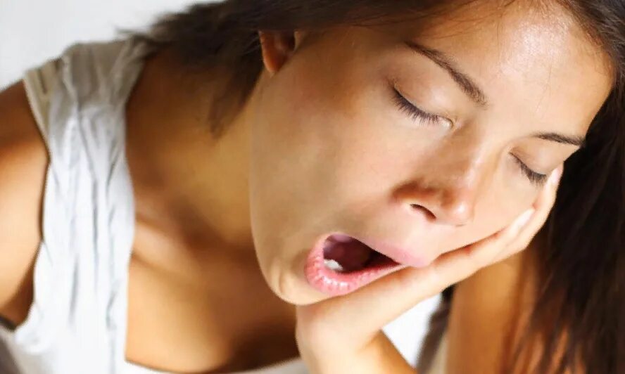 Причины частой зевоты у женщин. Как Остановить зевоту.