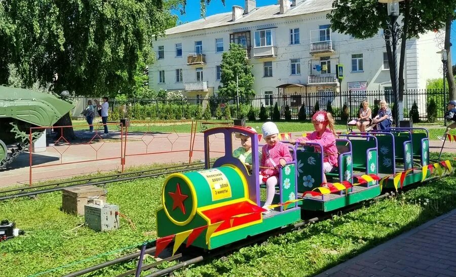 Нижегородская область садики. Семейный парк Нижегородская область город Бор. ЗАГС город Бор Нижегородская область. Бор Нижегородская область детский сад. Благоустройство канатной дороги Бор.