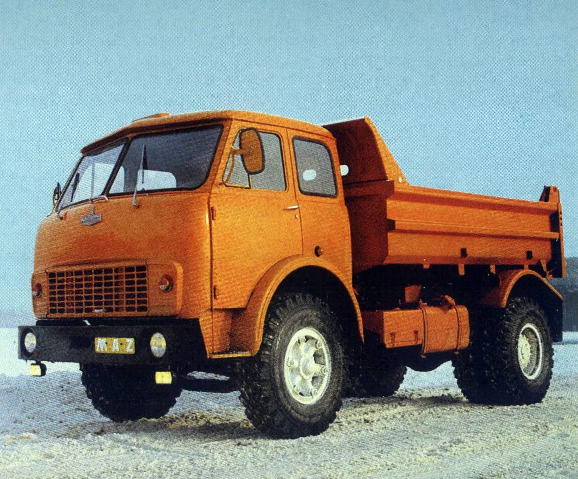 бортовой грузовик маз-5335. маз 5549. маз 5440. маз грузовой. маз-4371 грузовой автомобиль.