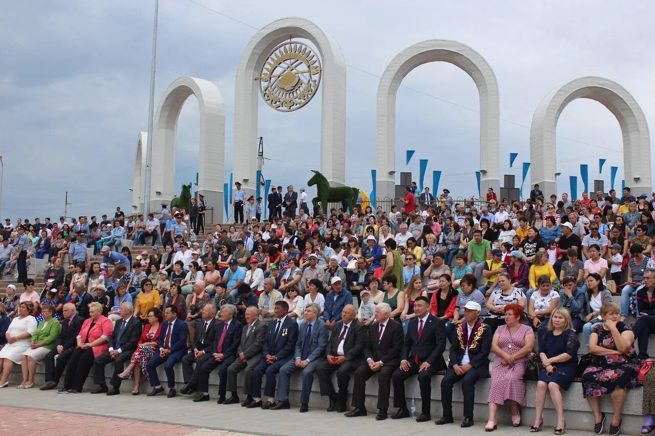 Какой день в астане. Празднование дня Астаны. С днем Астаны. День столицы Астана. Костанай люди.