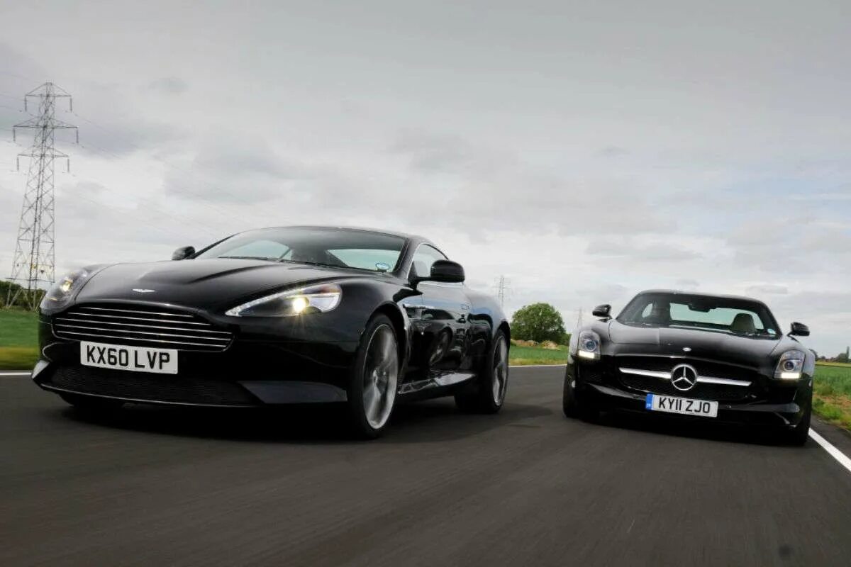 Две машины в минске. "Aston Martin" "Virage" "2011" me. "Aston Martin" "Virage" "2012" on. "Aston Martin" "Virage" "2011" or.